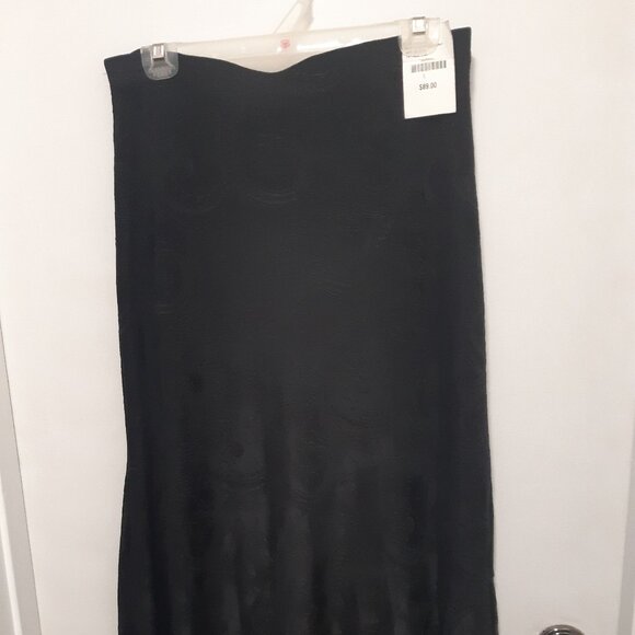 Slinky Black Jaquard Midi Skirt, elastic waist SiZE L - Picture 2 of 14